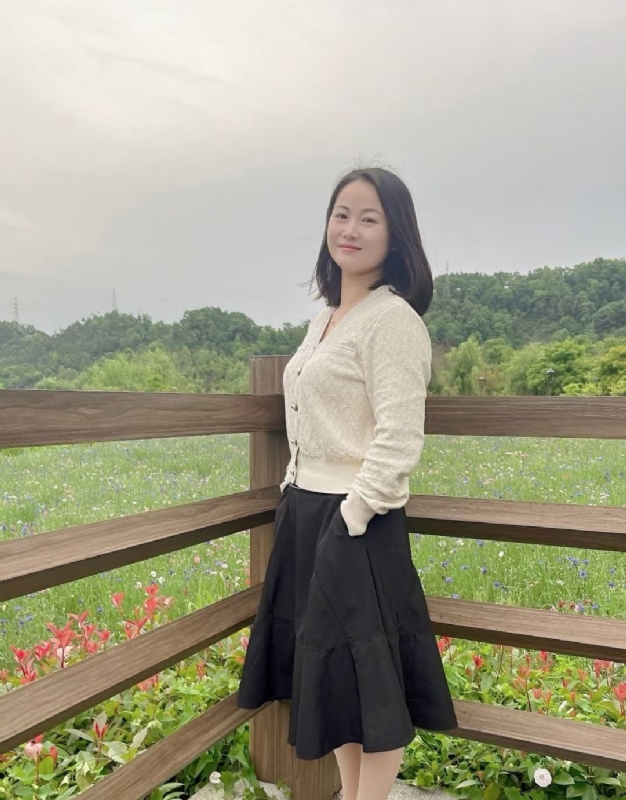 琴儿的第一张照片--临海上门女婿服务网